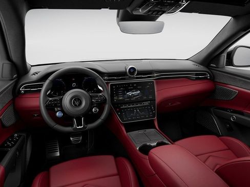 New 2025 Maserati Grecale Modena image 6