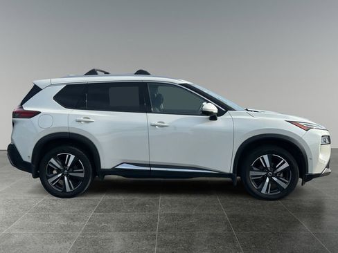 Used 2021 Nissan Rogue Platinum AWD/4WD image 9