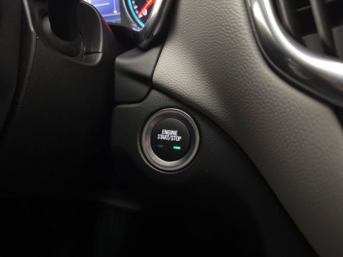 Used 2022 Chevrolet Equinox LT w/ Driver Convenience Package image 28