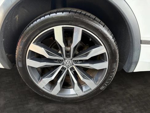 Used 2021 Volkswagen Tiguan SEL Premium R-Line AWD/4WD image 38