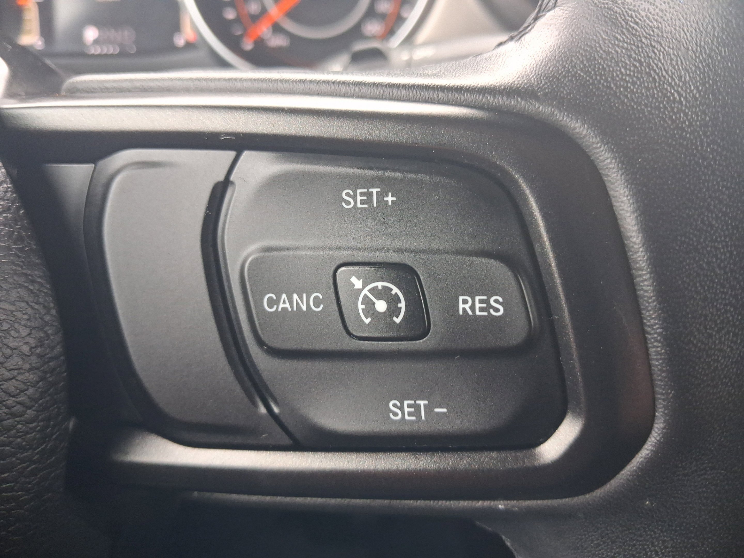Used 2018 Jeep Wrangler Unlimited Sport S AWD/4WD image 24