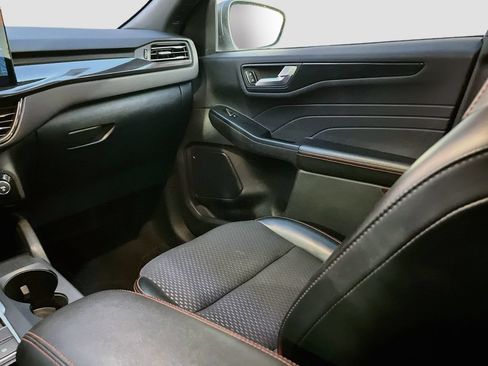 Used 2024 Ford Escape ST-Line w/ Tech Pack #1 FWD image 22