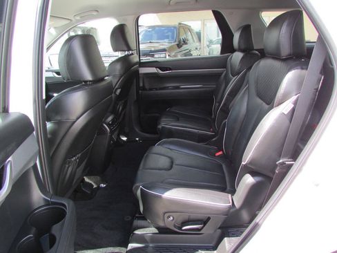 Used 2025 Hyundai Palisade SEL FWD image 33