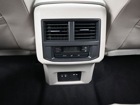 Used 2023 Volkswagen Atlas SEL R-Line image 40