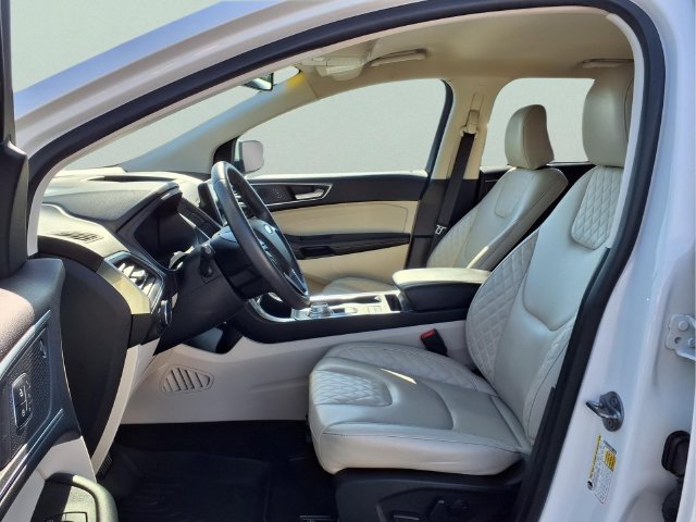 Used 2024 Ford Edge Titanium AWD/4WD image 12