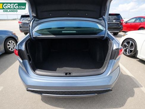 Used 2021 Toyota Corolla SE FWD image 14