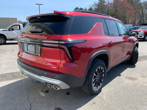 New 2026 Chevrolet Traverse Z71 w/ Enhanced Driving Package AWD/4WD image 10