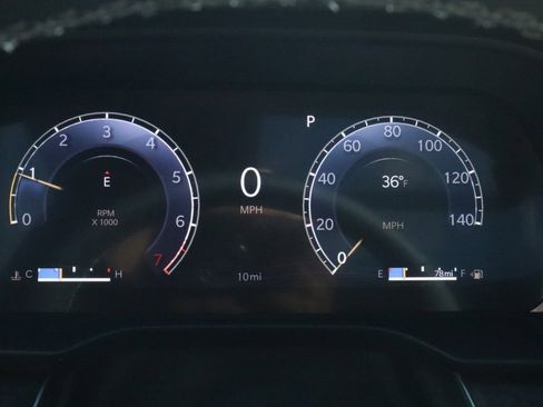 New 2025 Jeep Grand Cherokee L Limited image 4