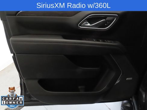 Used 2023 Chevrolet Suburban Z71 w/ Luxury Package image 11