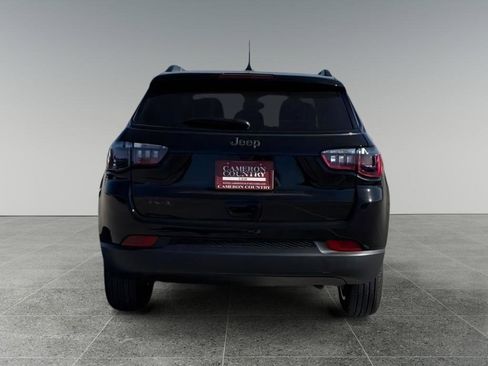 New 2026 Jeep Compass Latitude image 4