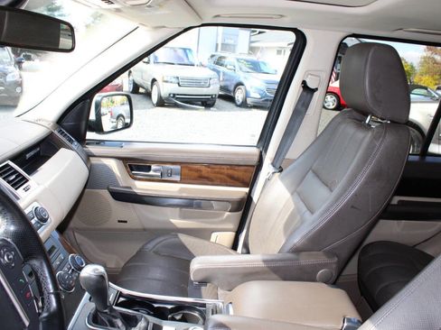 Used 2011 Land Rover Range Rover Sport HSE LUX image 13