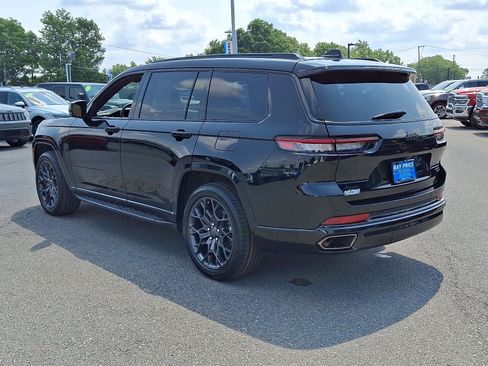 Used 2025 Jeep Grand Cherokee L Summit AWD/4WD image 4