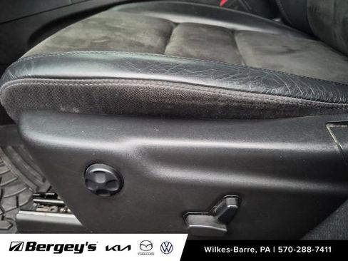 Used 2021 Jeep Grand Cherokee Laredo X AWD/4WD image 13