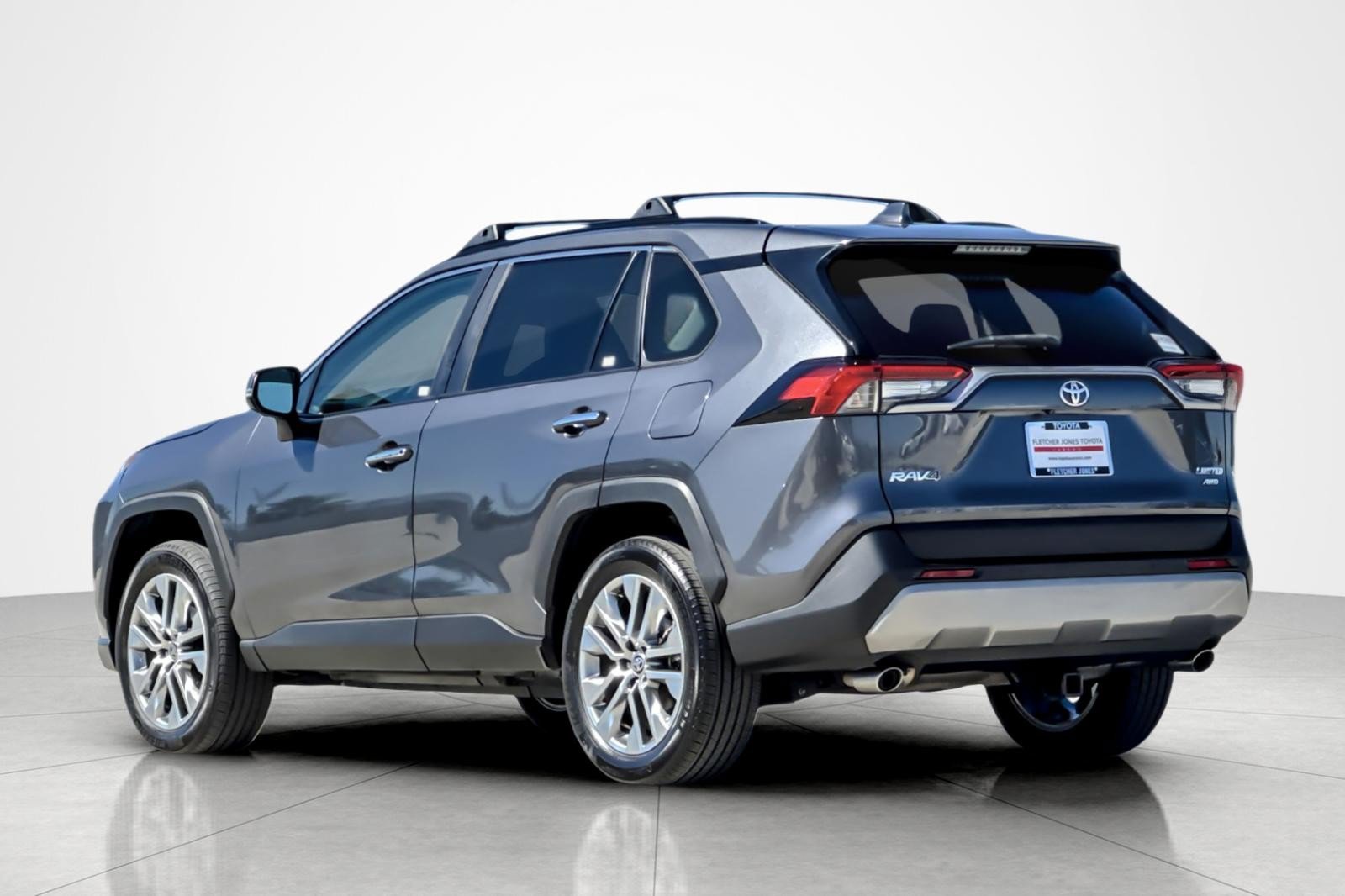 Used 2023 Toyota RAV4 Limited AWD/4WD image 3