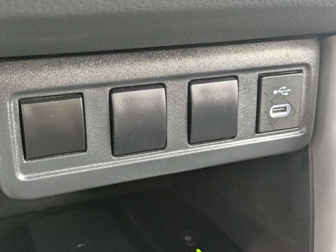 Used 2023 Toyota Corolla Cross LE FWD image 20
