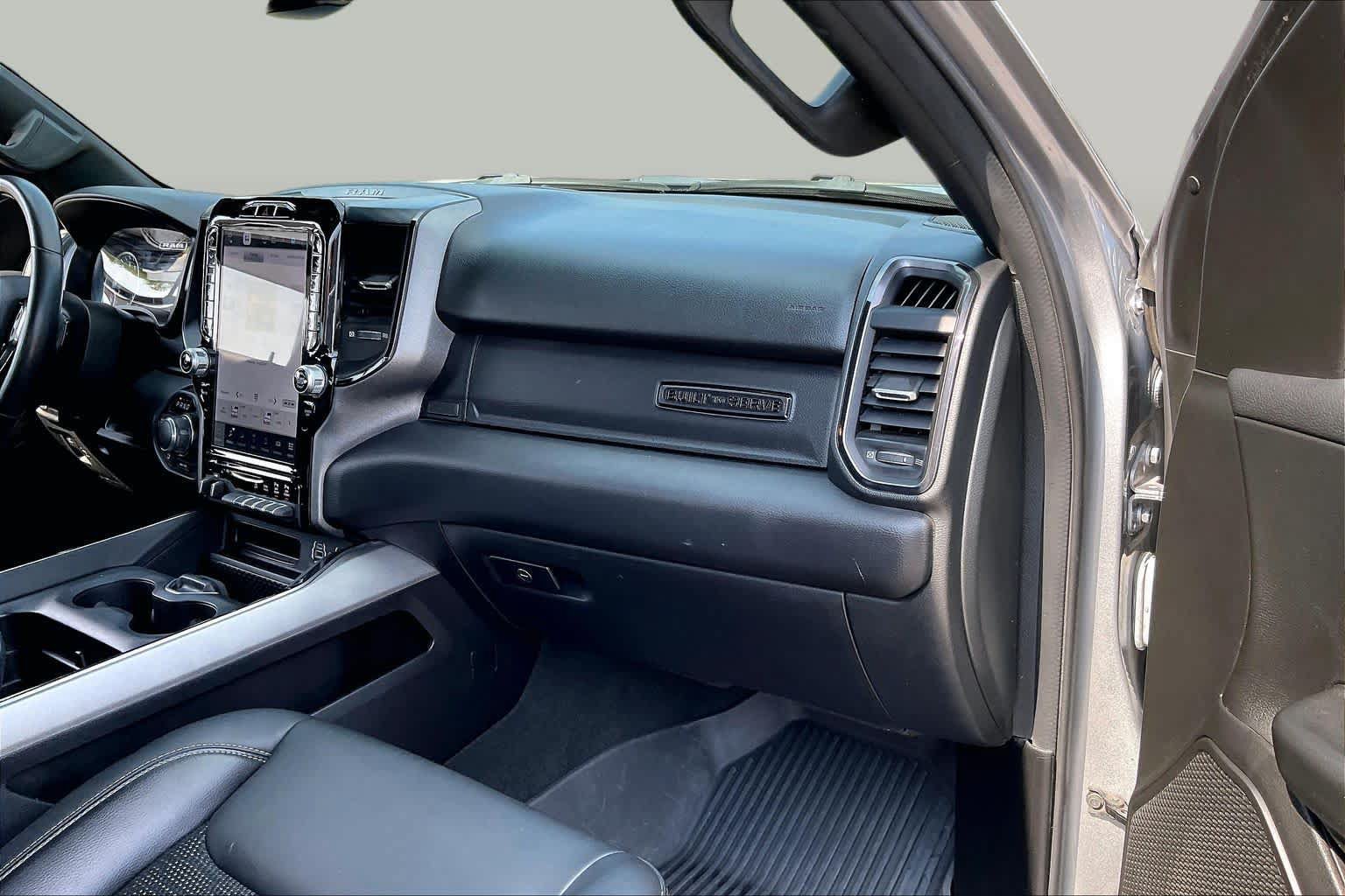 Used 2024 RAM 1500 Big Horn AWD/4WD image 18