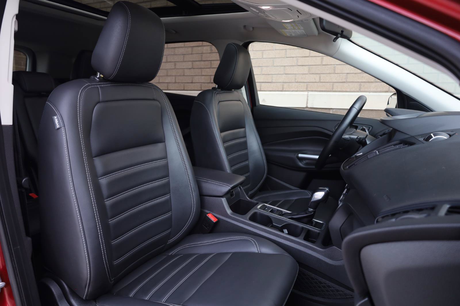 Used 2019 Ford Escape SEL AWD/4WD image 33