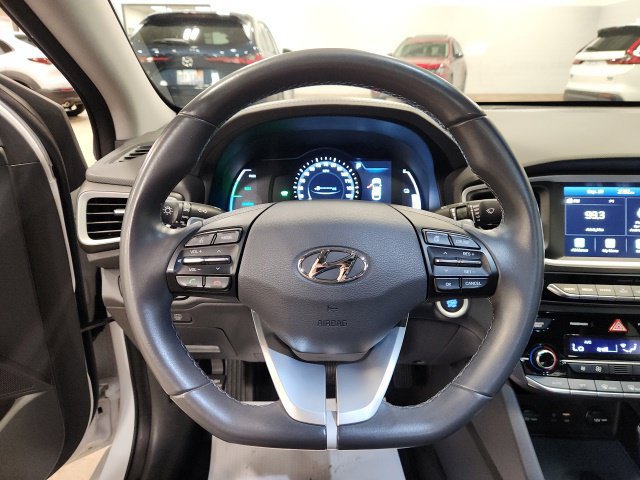 Used 2018 Hyundai Ioniq Limited FWD image 19