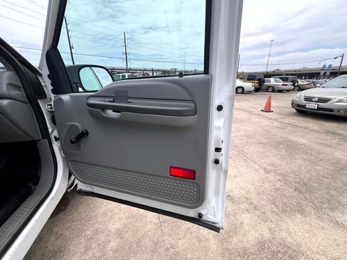 Used 2002 Ford F250 XL image 47