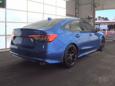 Used 2023 Honda Civic Sport image 7