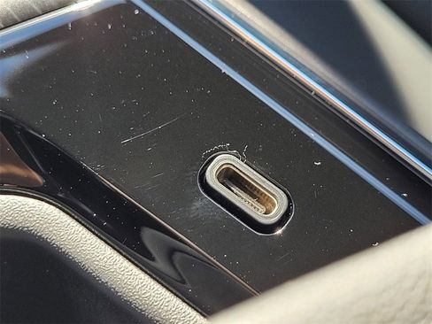 New 2026 Cadillac Lyriq Premium Luxury image 30