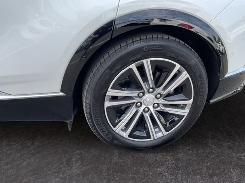 Used 2024 Cadillac Lyriq Luxury RWD image 9