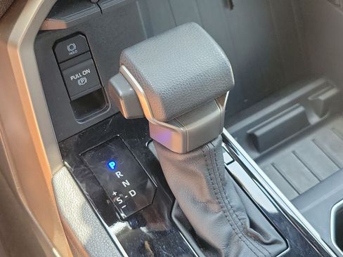 Used 2025 Toyota Tundra SR5 w/ SR5 Convenience Package AWD/4WD image 28