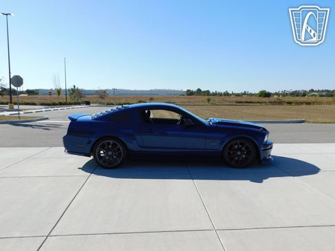 Used 2006 Ford Mustang GT image 15
