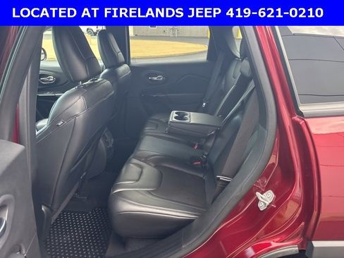 Used 2020 Jeep Cherokee Latitude Plus image 10