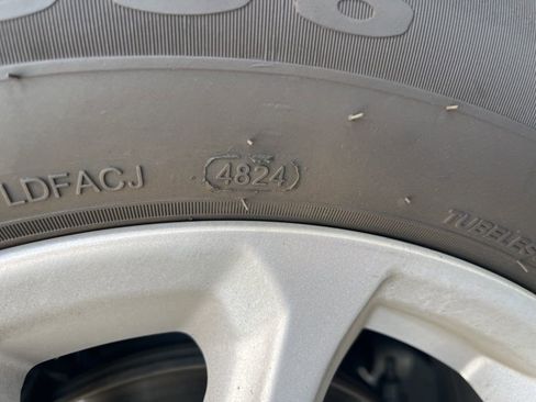 Used 2019 Chevrolet Equinox LT image 9