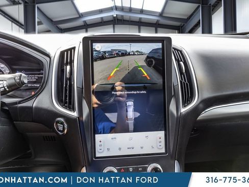 Certified 2024 Ford Edge Titanium AWD/4WD image 8