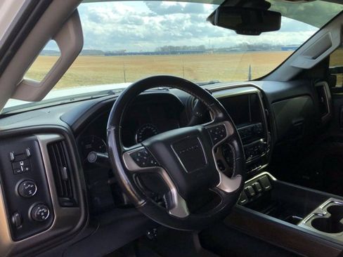 Used 2017 GMC Sierra 3500 Denali w/ Duramax Plus Package image 12