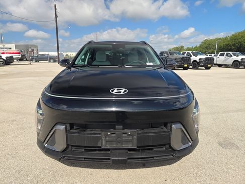 Used 2024 Hyundai Kona SEL FWD image 8