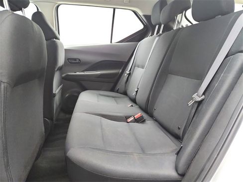 Used 2023 Nissan Kicks S image 21