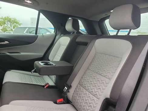 Certified 2024 Chevrolet Equinox LS FWD image 10