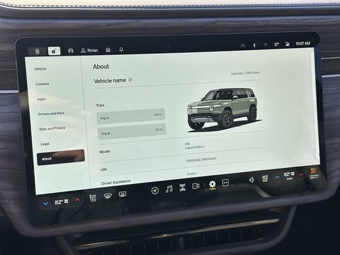 Used 2022 Rivian R1S Launch Edition image 15