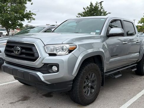 Used 2023 Toyota Tacoma SR5 w/ Technology Package AWD/4WD image 15