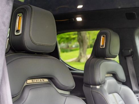 Used 2022 Rivian R1T Launch Edition AWD/4WD image 28