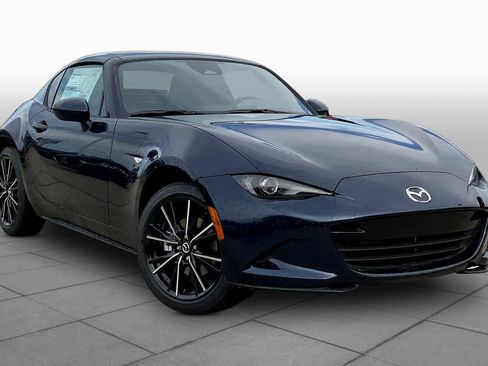 New 2026 MAZDA MX-5 Miata RF Grand Touring RWD image 2