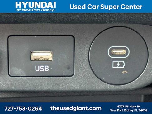 Used 2024 Hyundai Elantra SE FWD image 20