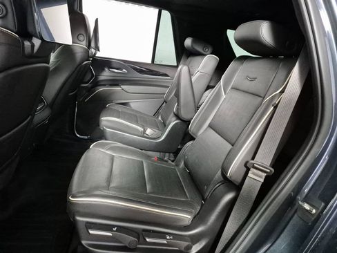 Used 2021 Cadillac Escalade Sport image 16