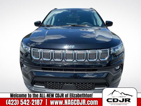 New 2022 Jeep Compass Latitude w/ Convenience Group image 8