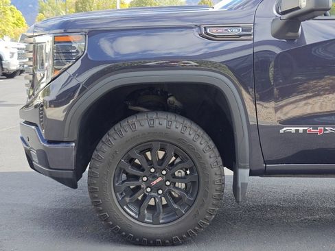 Used 2023 GMC Sierra 1500 AT4X image 34
