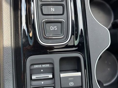 Certified 2026 Honda Pilot Black Edition image 19