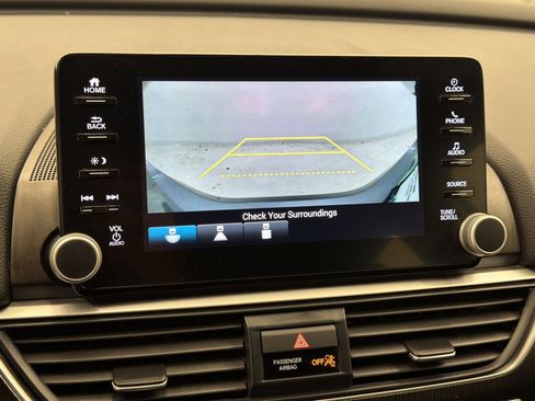 Used 2020 Honda Accord Sport image 18
