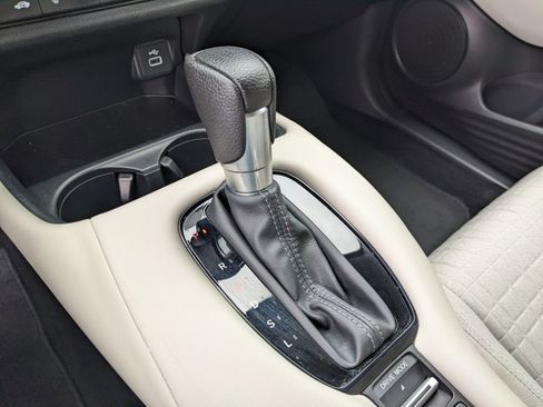 Used 2023 Honda HR-V LX image 25