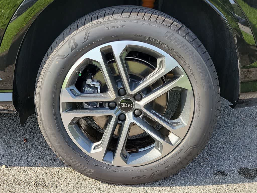 New 2026 Audi Q5 Premium AWD/4WD image 16
