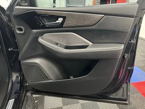 Used 2024 Acura MDX SH-AWD w/ Advance Package image 18