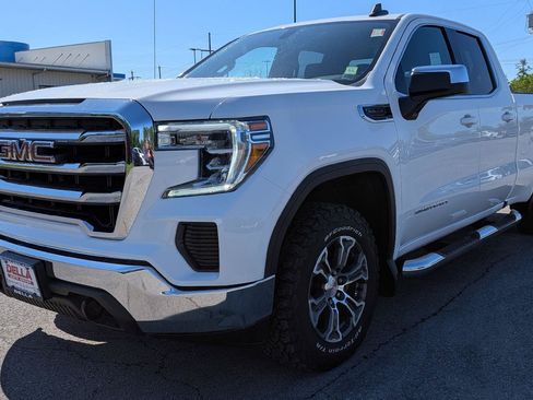 Used 2022 GMC Sierra 1500 SLE AWD/4WD image 3