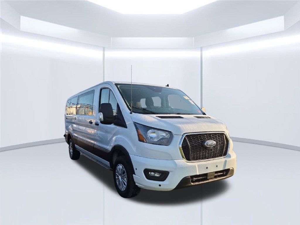 Used 2024 Ford Transit 350 XLT RWD image 6
